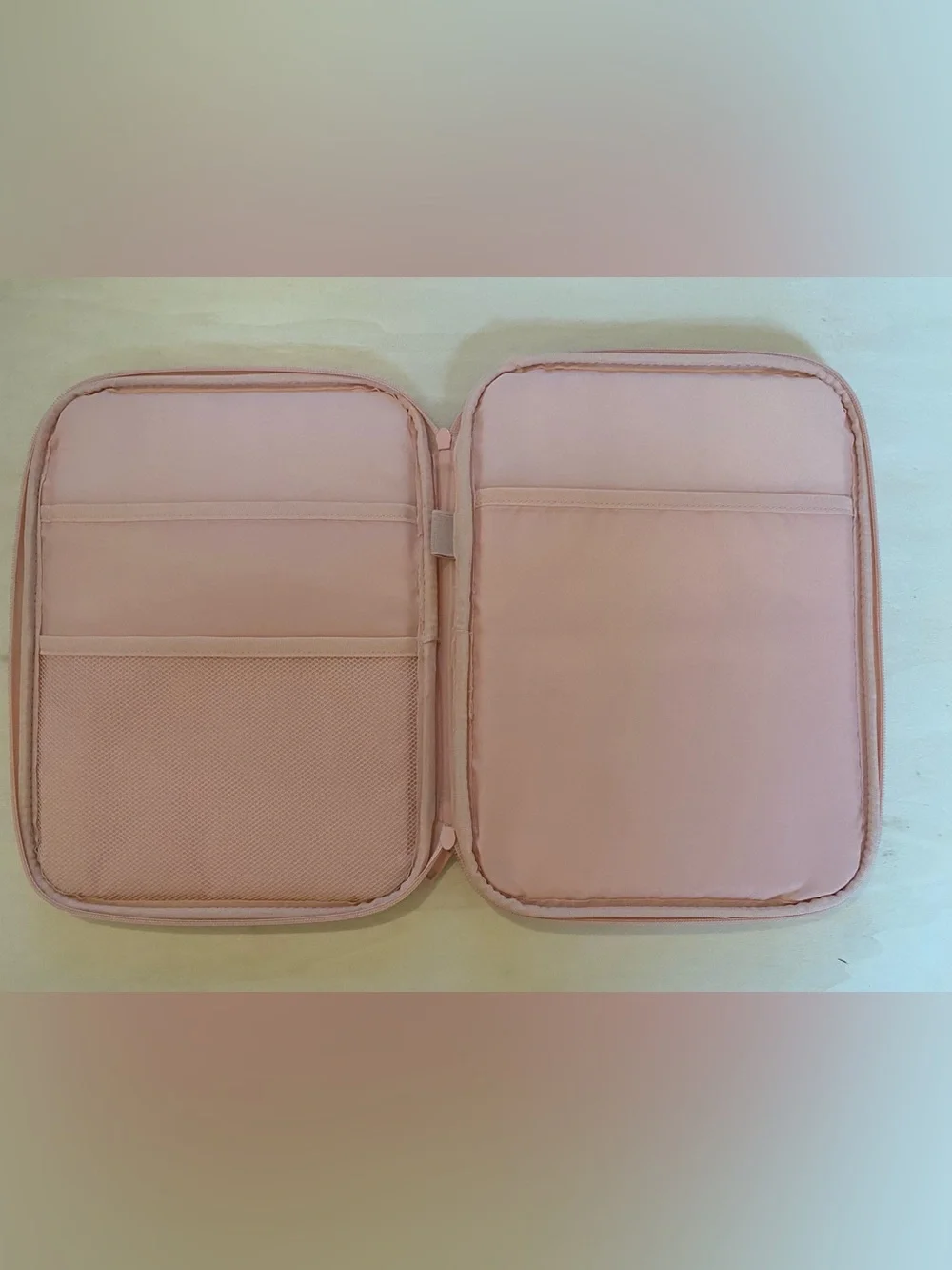 Light Pink Padded Protective IPad or Tablet Zipper Case